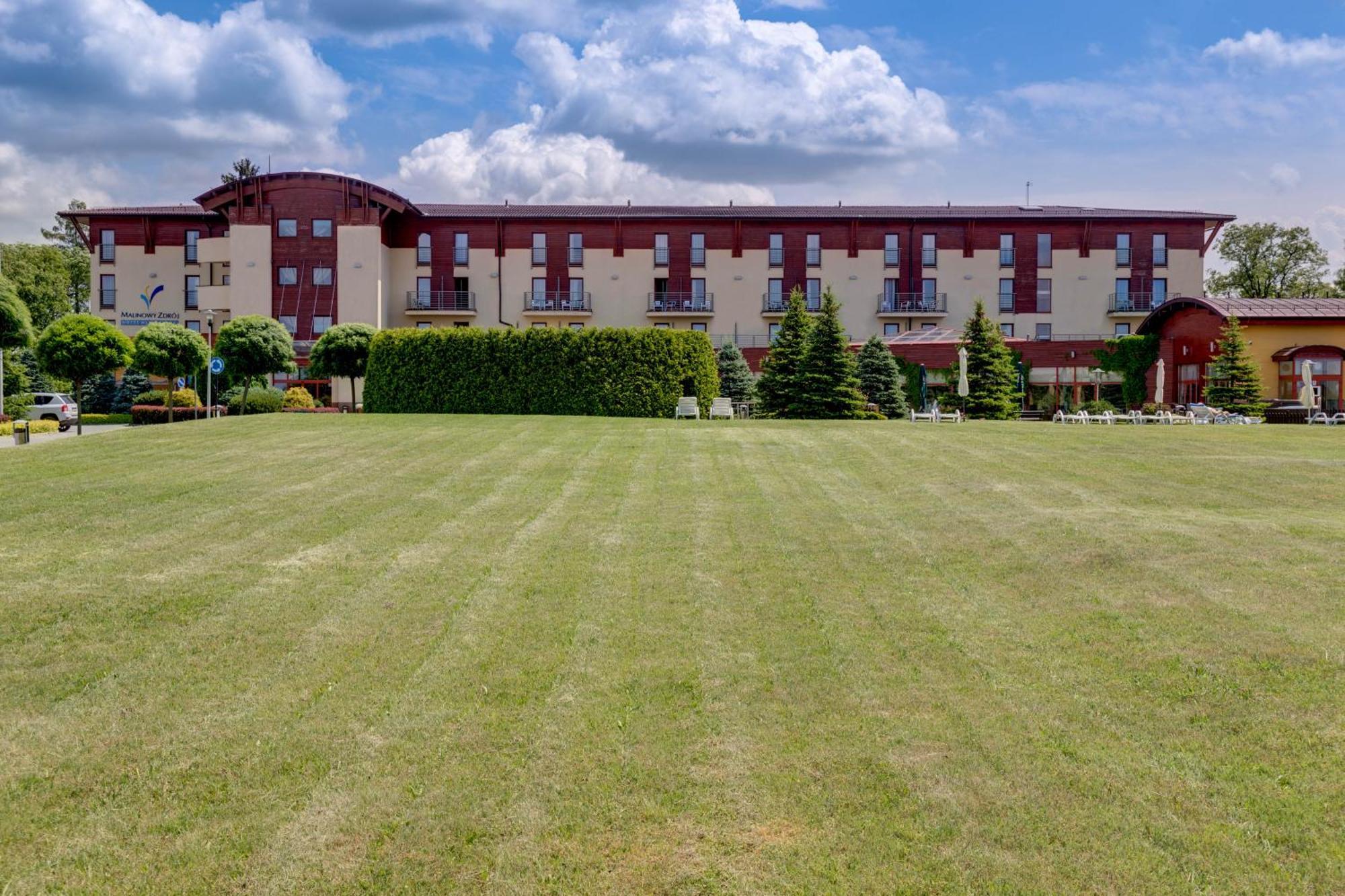 Hotel Medical Spa Malinowy Zdroj Solec-Zdrój Kültér fotó